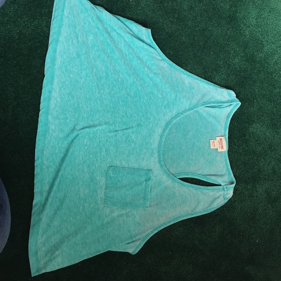 Real crop top tank - Picture 1 of 1